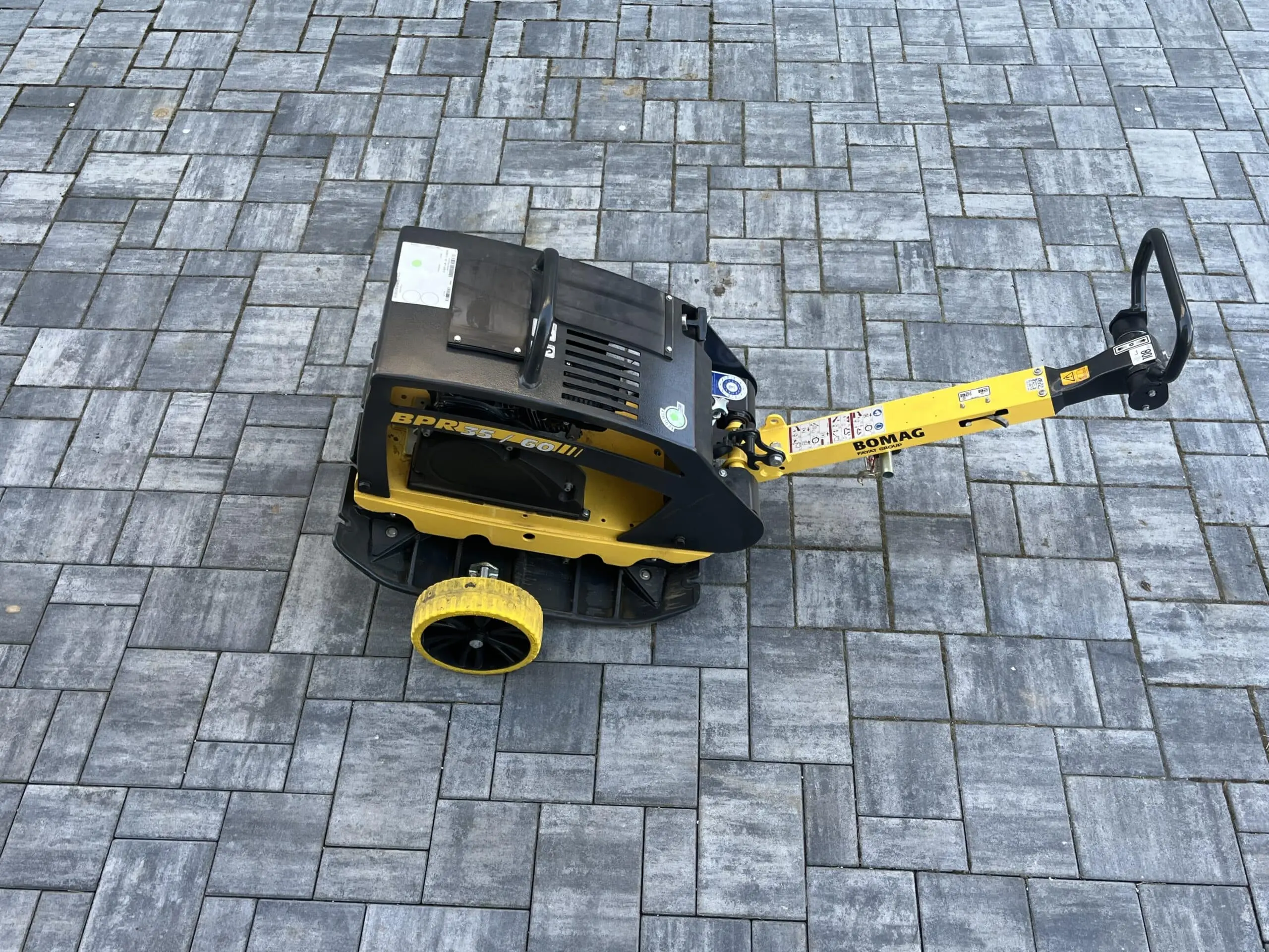 Vibrační deska Bomag BPR 35 60